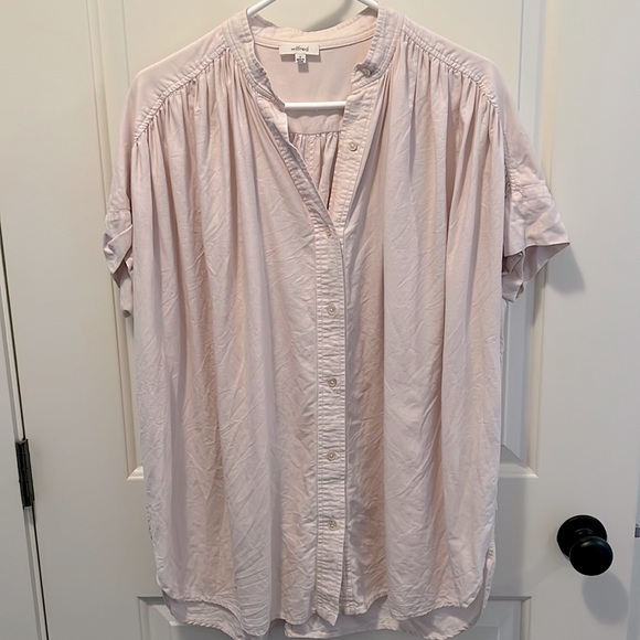 💢SOLD💢 Wilfred Ruched button up top - Picture 1 of 4